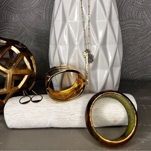 Necklace, Bracelets and earrings